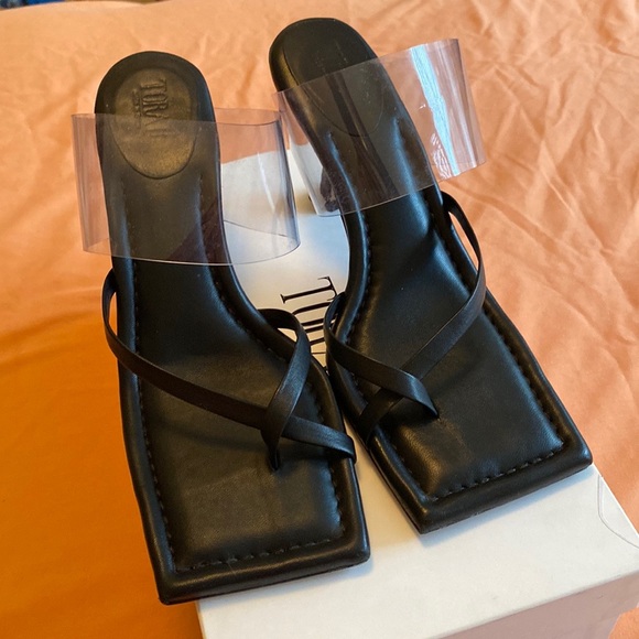 Sofia sandal by Toral - Picture 4 of 8